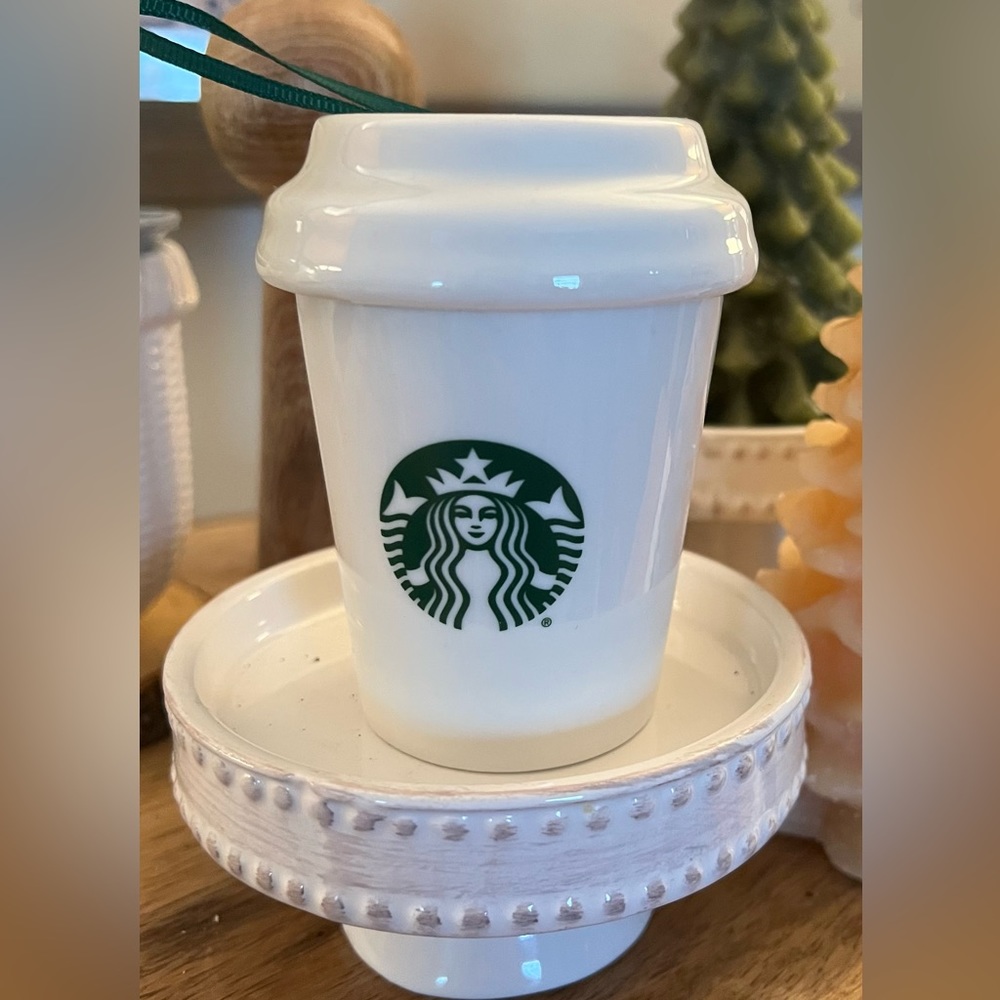 Starbucks 2016 Classic White Cup Ornament